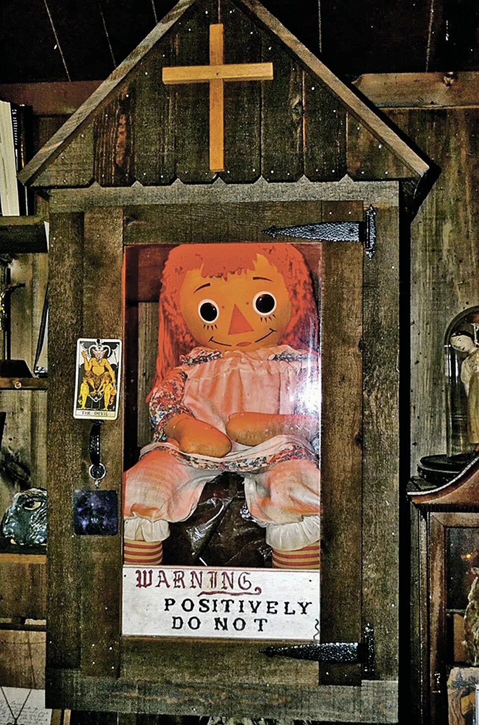 кукла анабель реальная