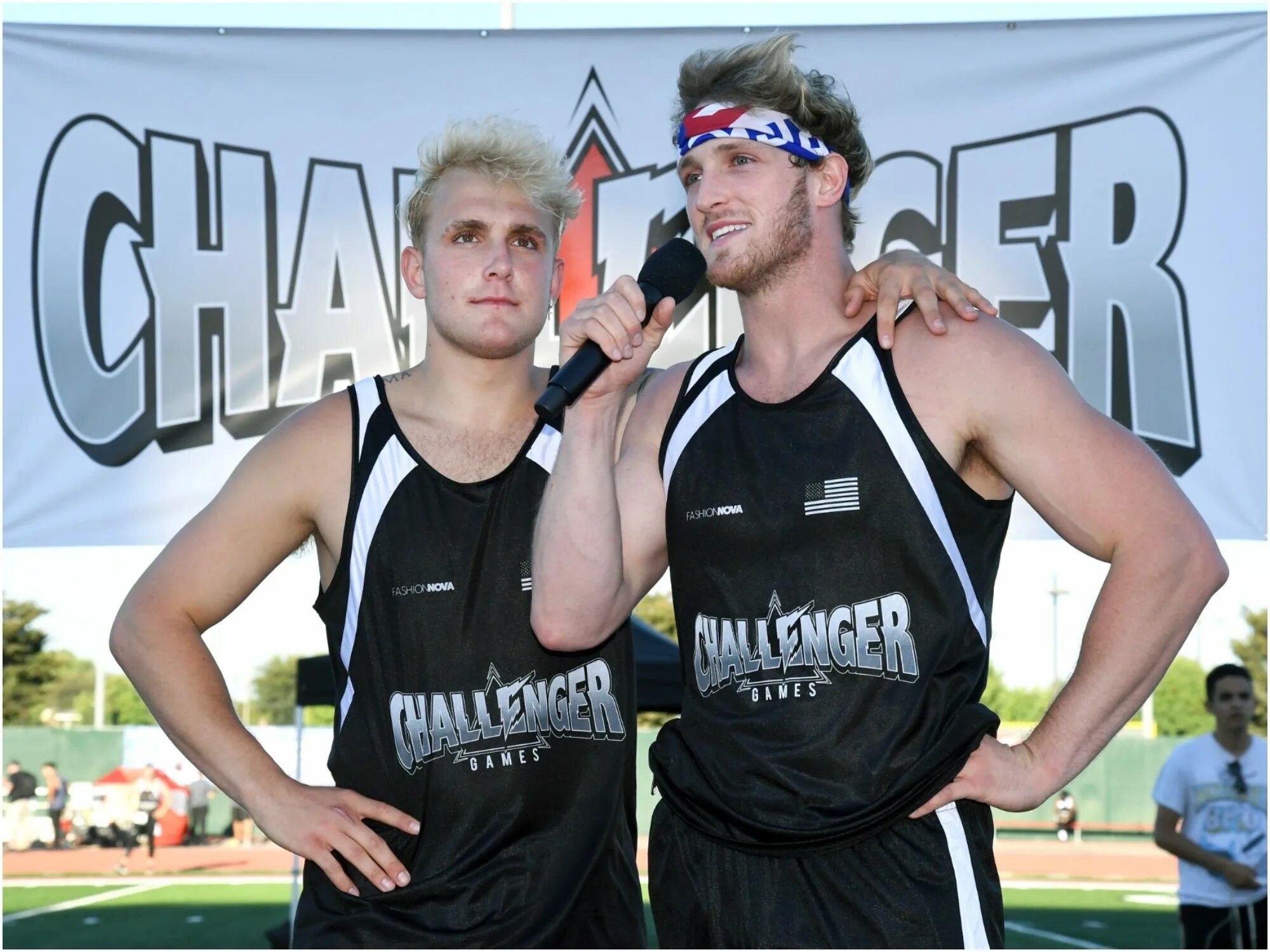 Logan paul brother. Поли брат слушать. Поли брат слушать. Paul is brother. Калеб уокер и коди уокер.