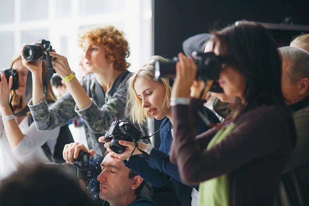 Фотограф на мероприятии. Фотограф на празднике. Репортажная фотосъемка мероприятий. Фотограф н амероприятих. Фото и видеосъемка в школе