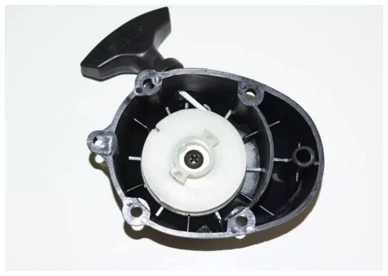 Стартер газонокосилки патриот pt 48lsi. Стартер для бензопилы champion 251/256. Champion dc1193e. Стартер мотокосы ch t-252, 256 (см 1700043)\ 026261000 \ champion. Champion t266 стартер.