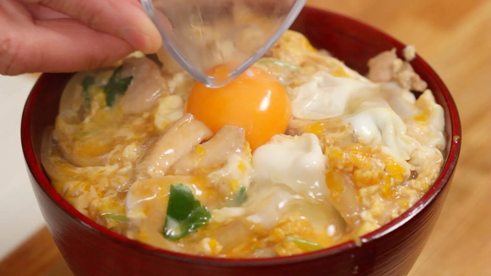 Как приготовить курицу с яйцом