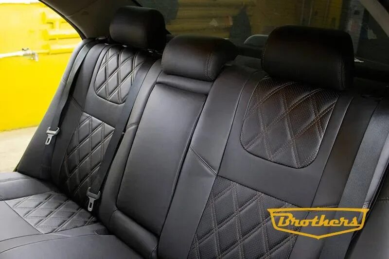 Чехлы тойота авенсис 2 универсал. Чехлы на тойота авенсис т250. Avensis т 270 чехлы коричневые. Чехлы тойота авенсис 2. Чехлы авенсис 2.