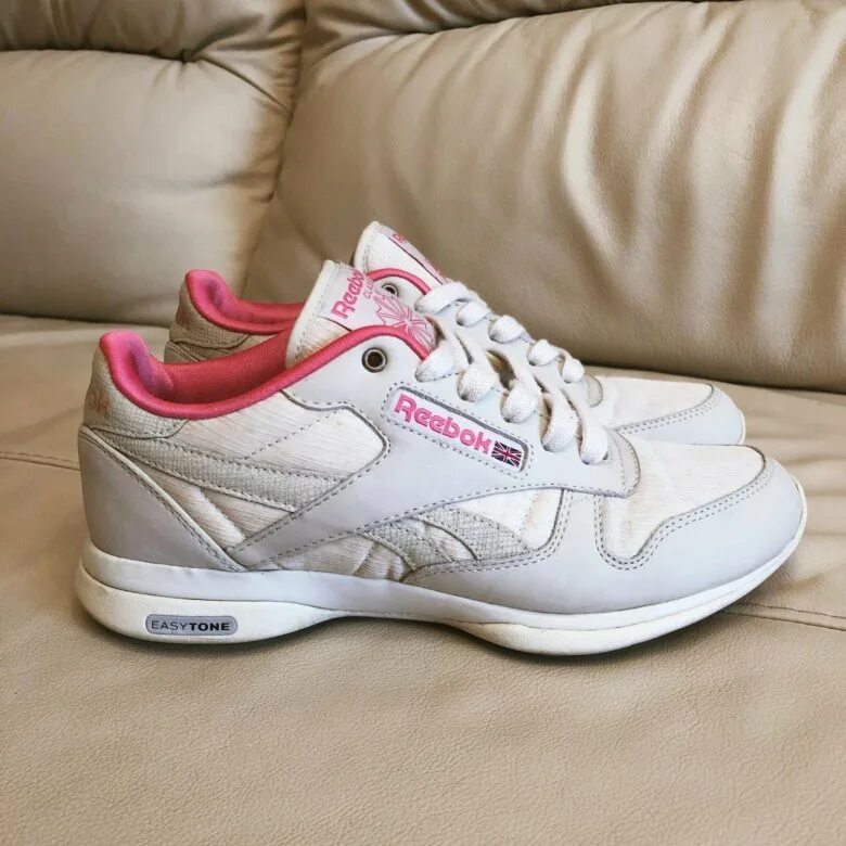 Кроссовки рибок 128438165. Reebok easytone кроссовки женские 2011 года. Кроссовки женские Reebok Lite. Кроссовки Reebok 2023.