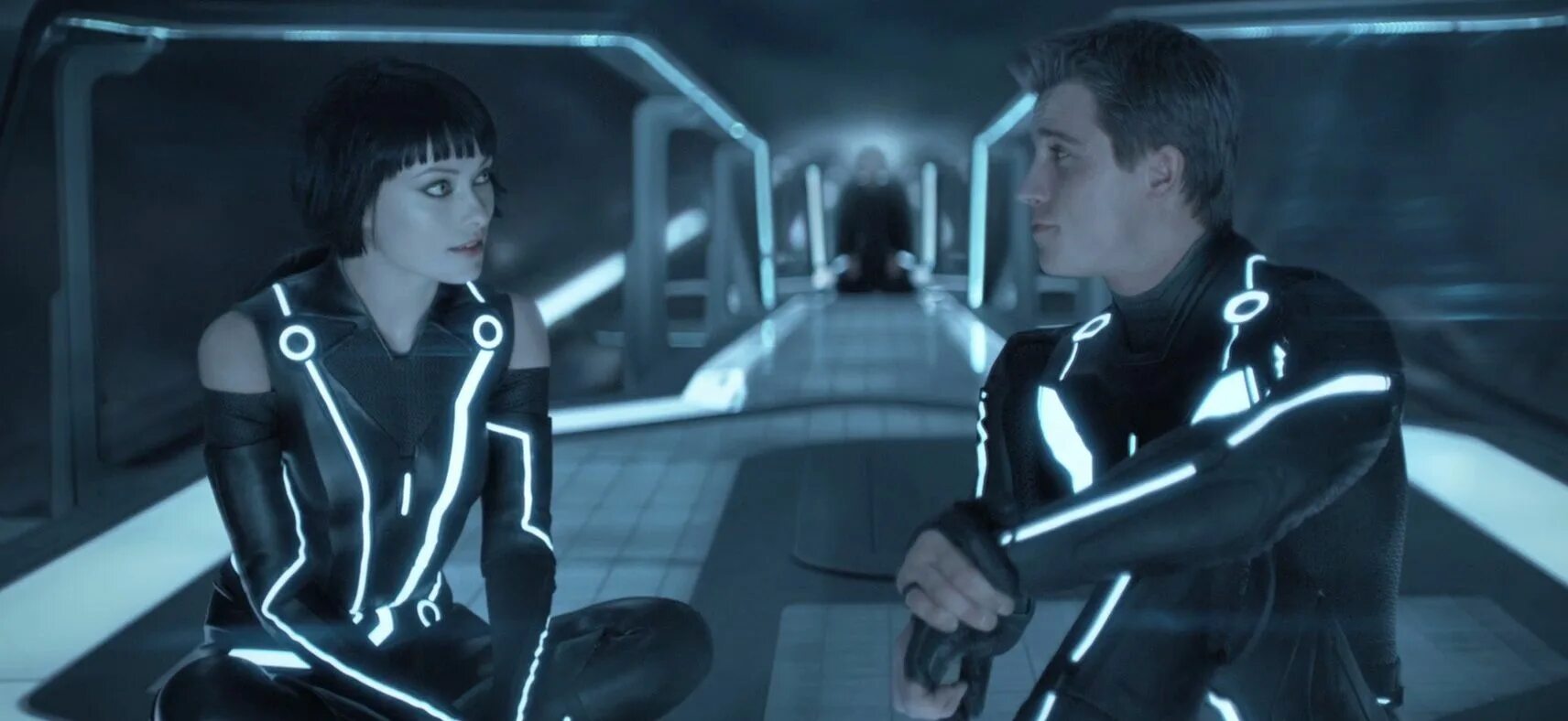 Трон: наследие (2010). Трон наследие отзывы. Наследие / tron. Трон восстание ринзлер. Трон наследие отзывы.