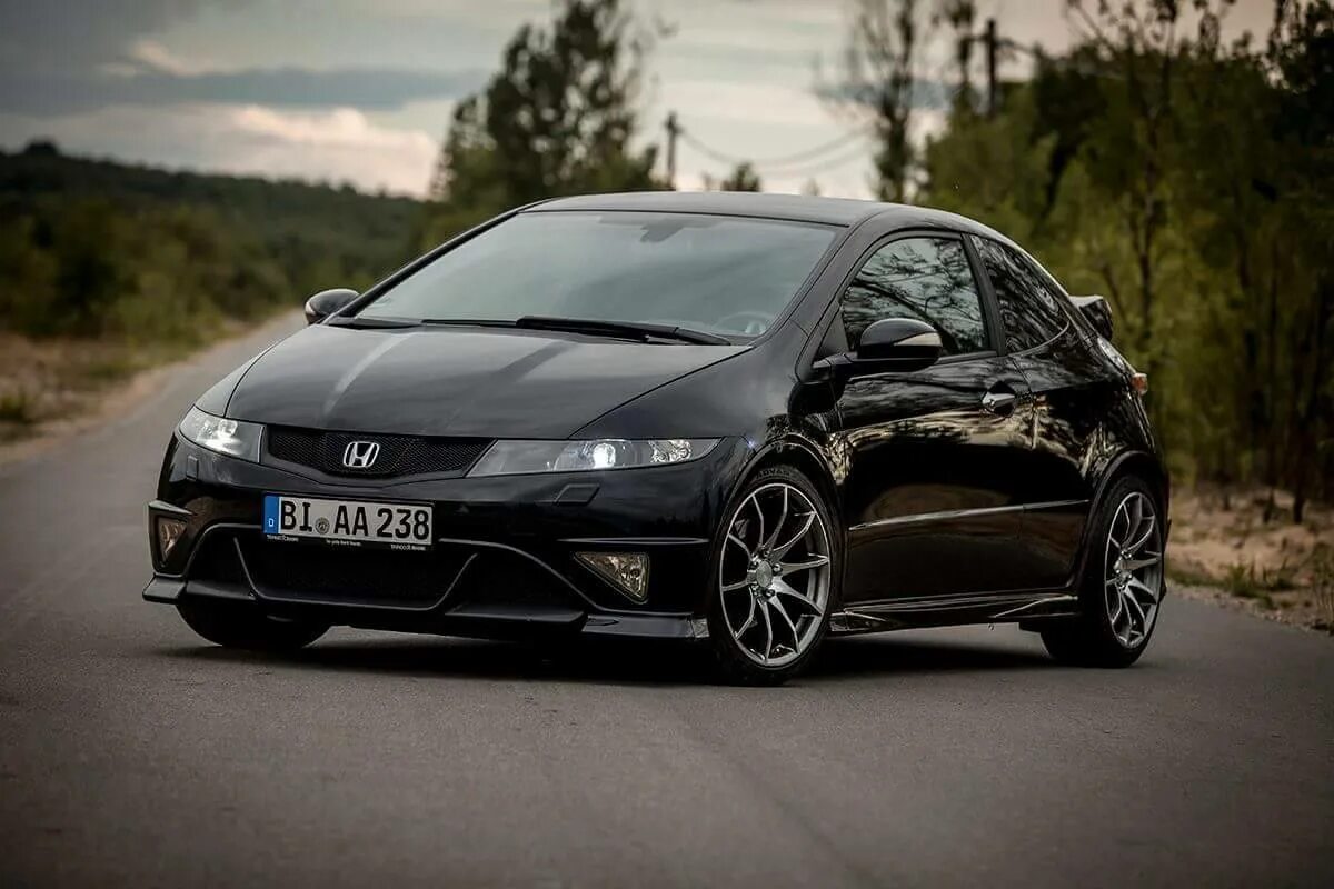 Хонда Цивик 5д 2008. Honda Civic 8. Honda Civic 8 Tuning. Honda Civic 5в 2008.