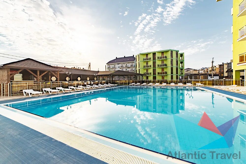 Отель Релакс, Геленджик, цены от 2350 руб. 101Hotels.com