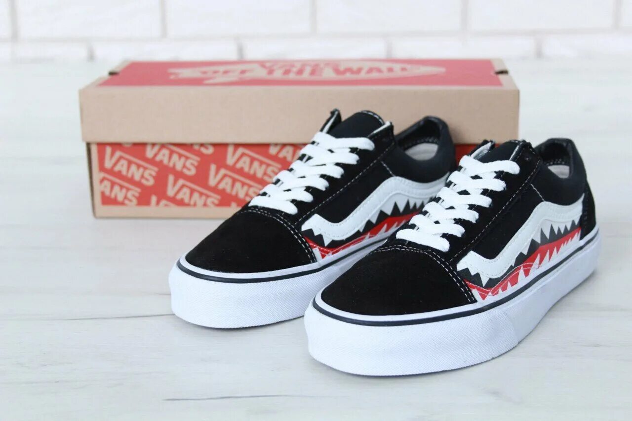 Кроссовки ванс олд скул. Кеды ванс олд скул. Вансы бейп. Кеды ванс олд скул. Ванс олд скул высокие.