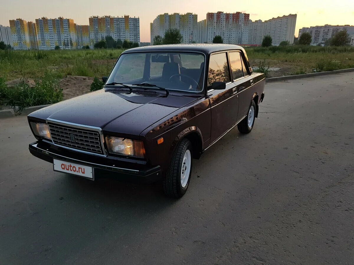 Авито краснодар автомобили. ВАЗ 2107 Кристалл. ВАЗ 2107 до рестайлинга. ВАЗ 2107 Рестайлинг.