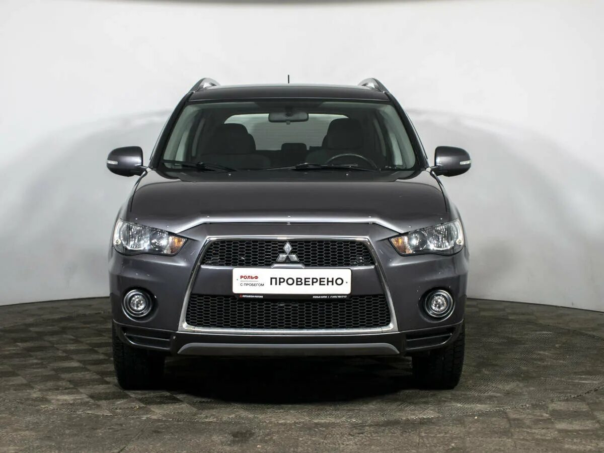 Аутлендер XL 2.0. Mitsubishi Outlander XL. Митсубиси Аутлендер XL Рестайлинг кроссовер. Аутлендер внедорожник 2010. Мицубиси аутлендер в новосибирске