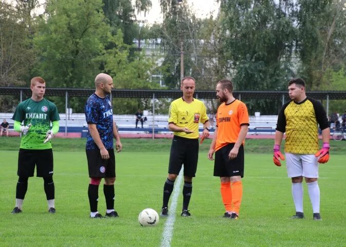 Автобус горняк воскресенск. Стадион горняк воскресенск. Автобус горняк воскресенск. Расписание маршруток красноуфимск 4 горняк. Горняк сибай логотип.