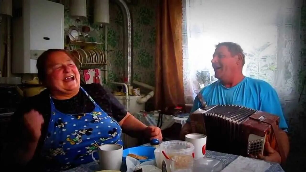 Давай давай музыкальный сборник. Эх наливай наливай наливай а потом громче песню давай. Группа унесённые ветром. Ari sam vii - наливай винишко. Наливай наливай песня кто поет.