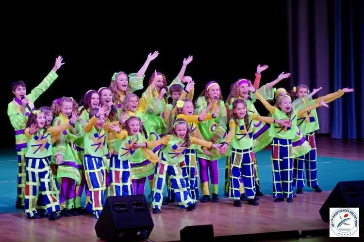 Звездные дети фестиваль. Звездные дети фестиваль. Звездные дети фестиваль ирины винер. Звездный ребенок в г. Екатерина капранова художественная гимнастика.