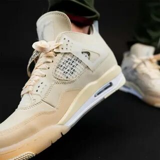 Off white x air jordan 4