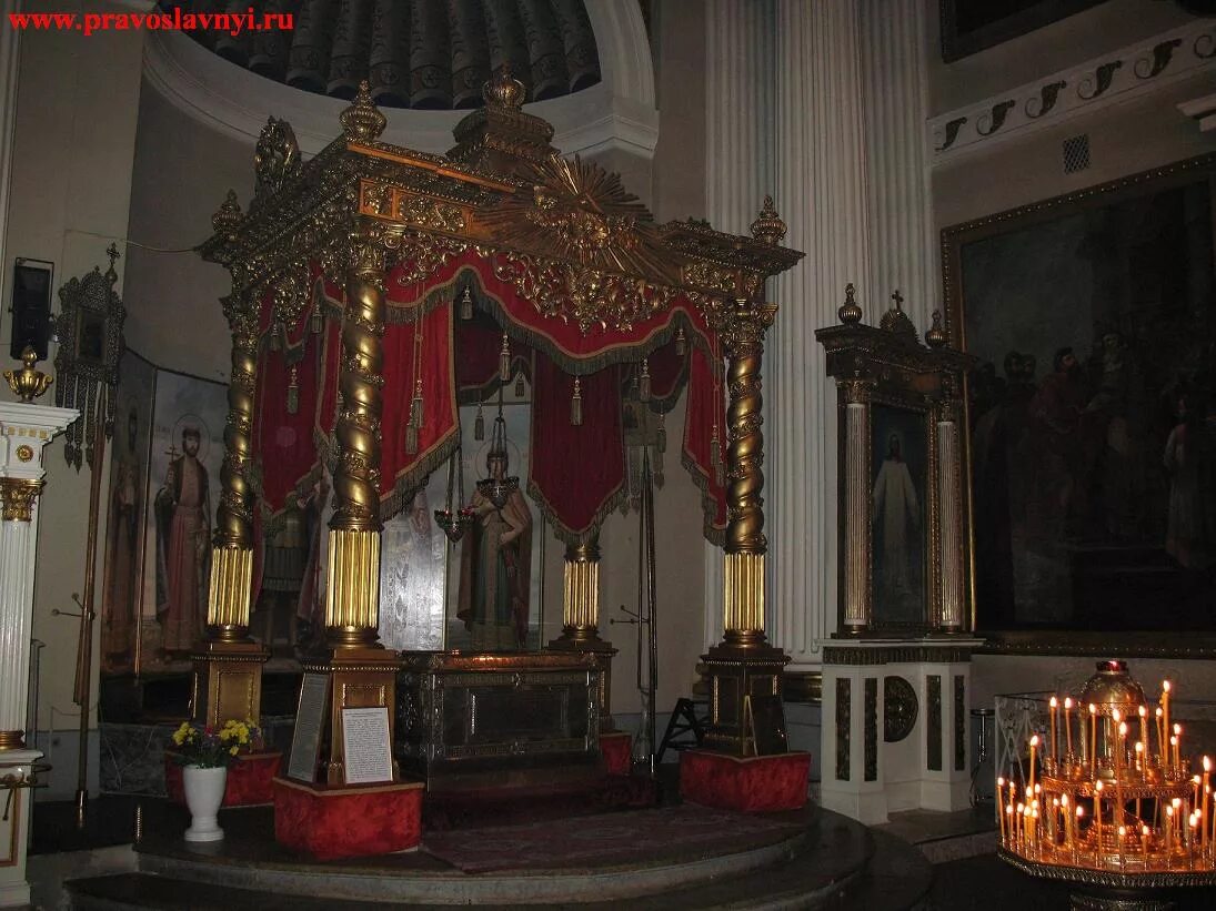 александр невский могила. тихвинское кладбище могила достоевского александро-невской лавры. могила александра невского. где в санкт петербурге похоронили невского. мощи александра невского.