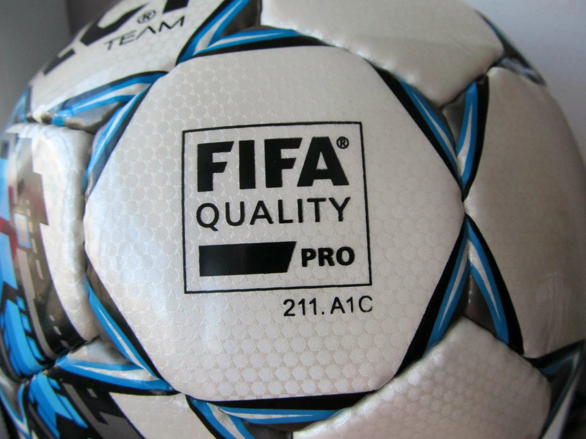 Футбольный мяч fifa quality pro. Мяч футбольный select Team FIFA approved размер 5. Мяч Селект FIFA quality 211.a.1.a. Мяч футбольный select Match IMS. Футбольный мяч select Team FIFA approved 3739.