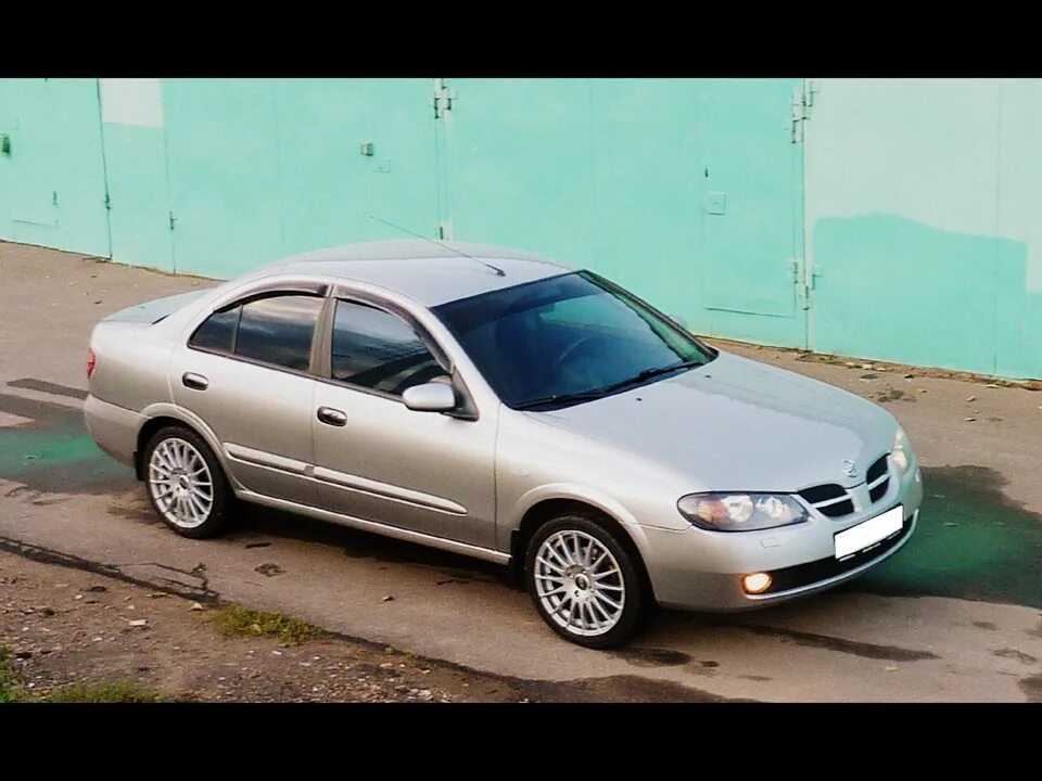 Nissan almera разболтовка. Nissan almera 1.5 2001. ниссан альмера 2004 на дисках. ниссан альмера 1.5 сомfоrт 2004 года.