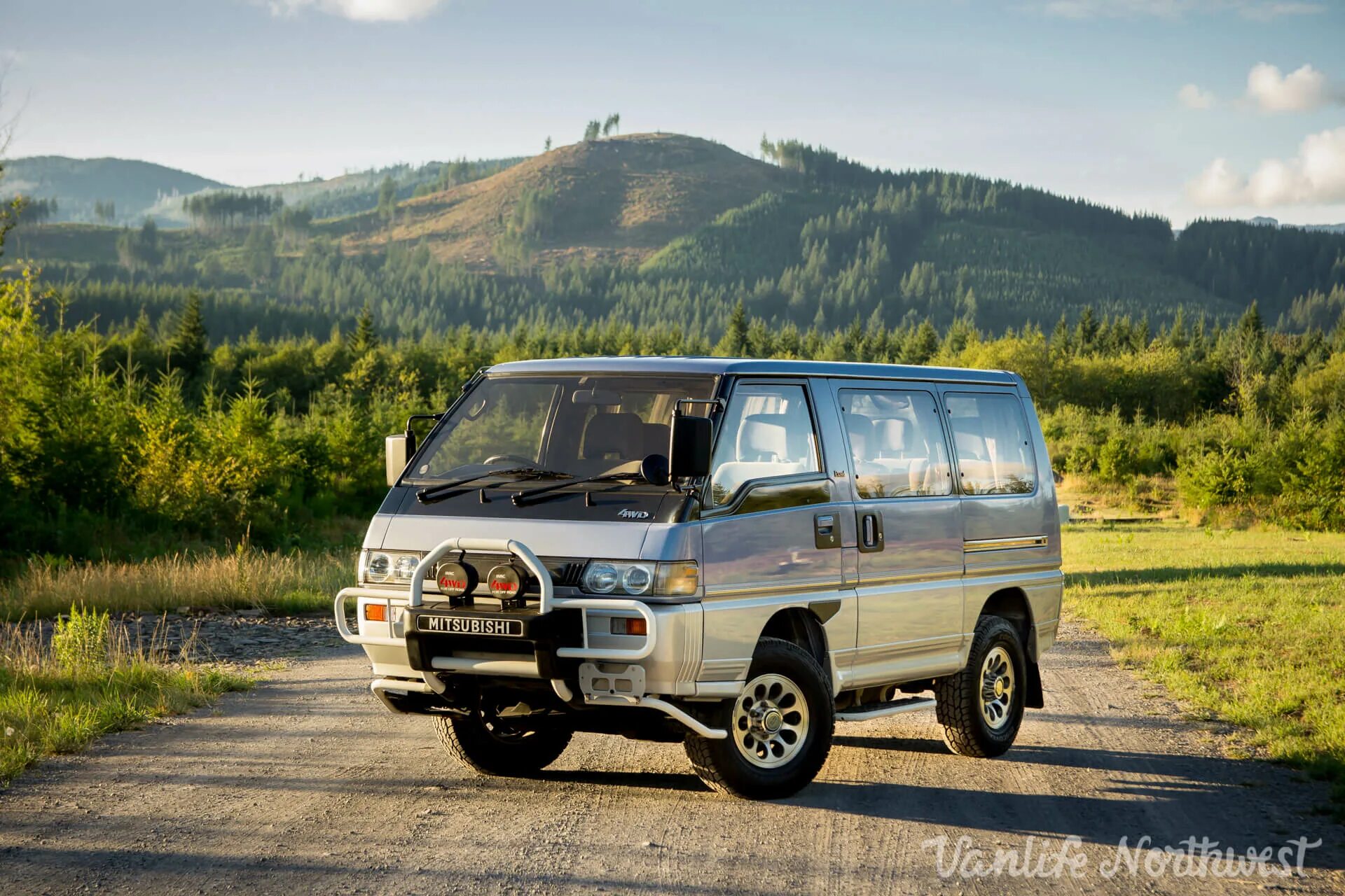 Mitsubishi delica l300 4wd. Mitsubishi l300 4wd. Mitsubishi delica l300 4wd. Delica 4wd. Delica 4wd.
