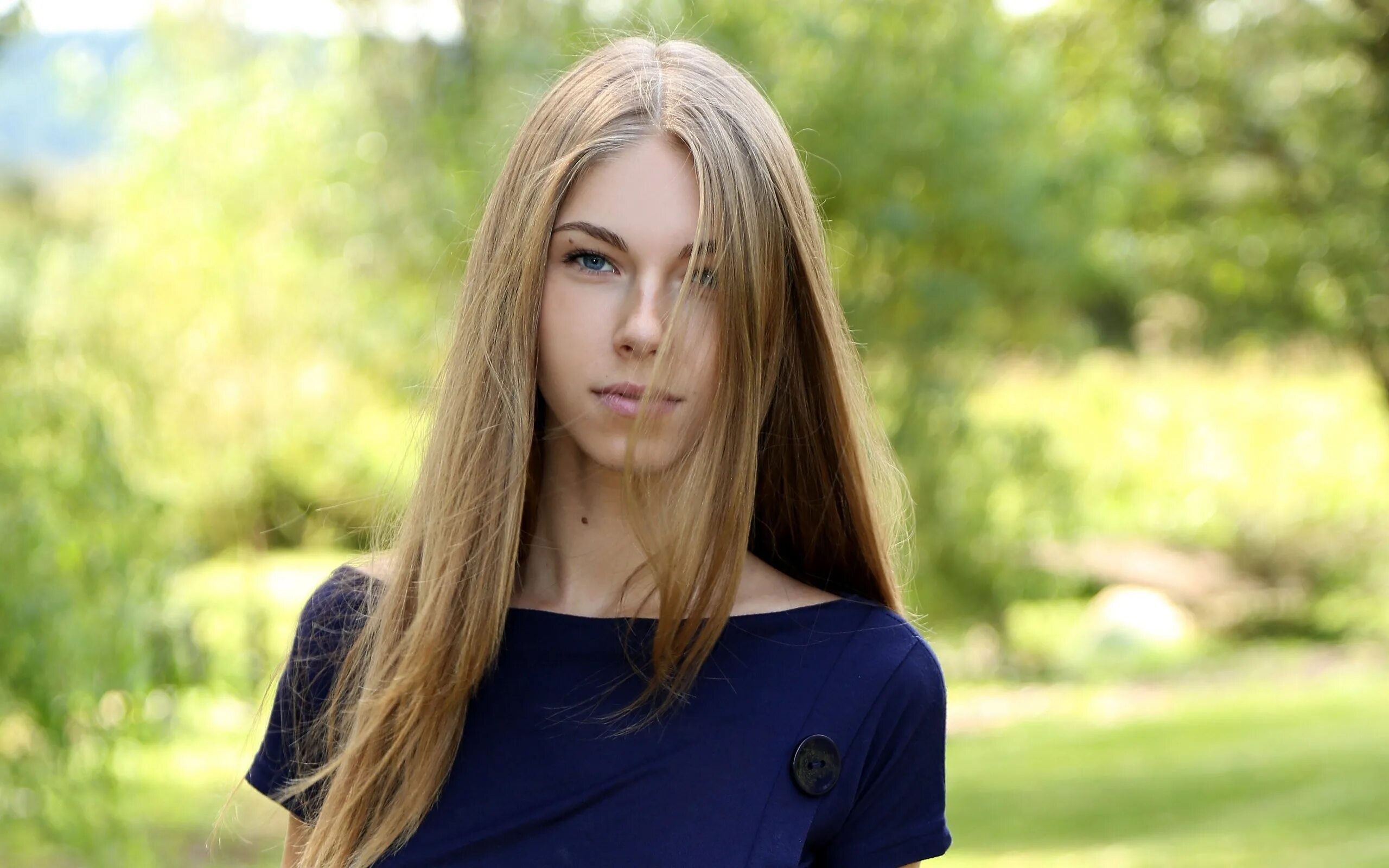 Милую девушку 18
