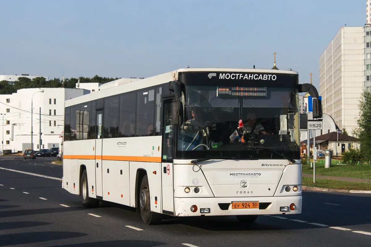 829 автобус маршрут. ГОЛАЗ-525110-10 "Вояж". ГОЛАЗ 525110. ГОЛАЗ 525110-0000010. ГОЛАЗ 525110-10.