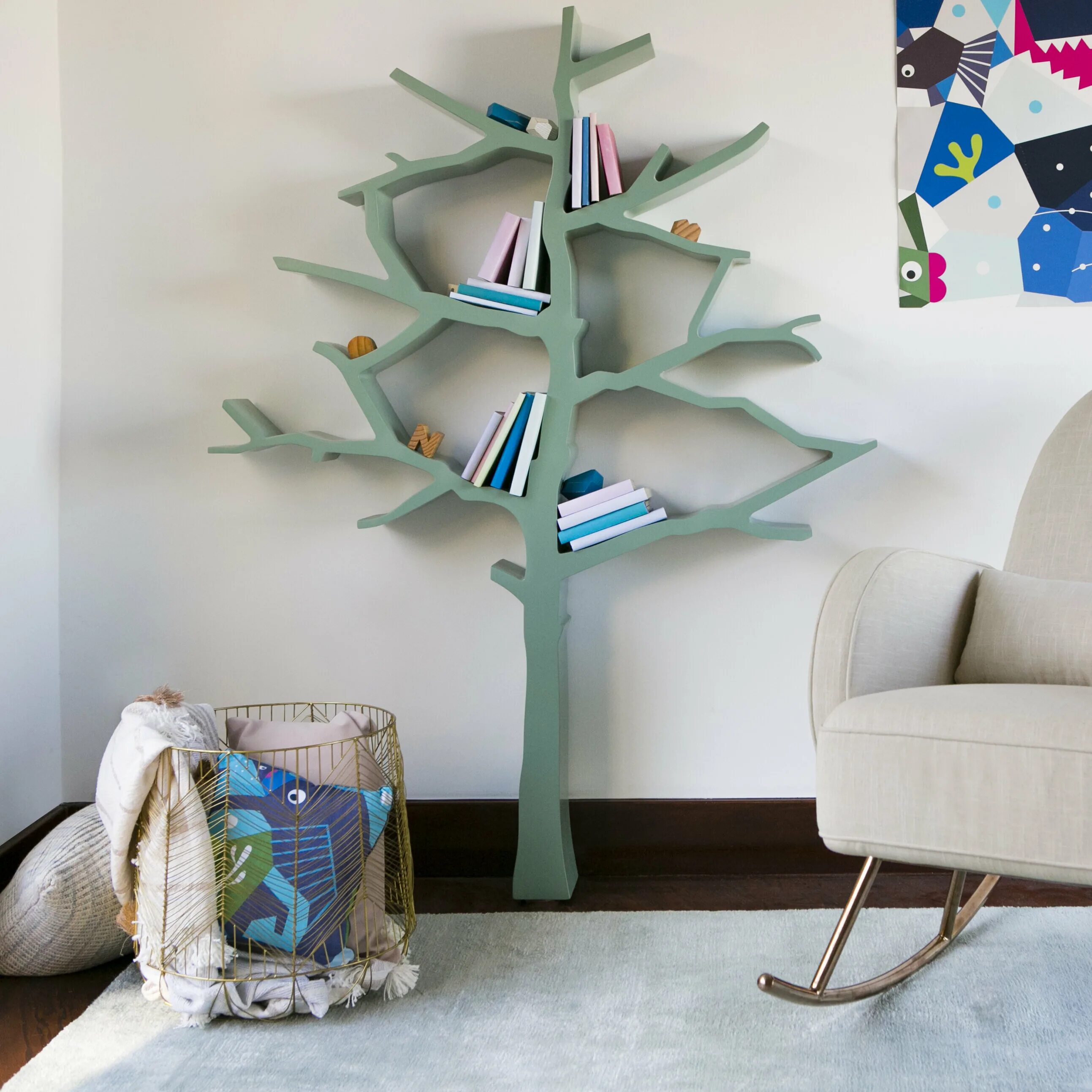 Tree shelf
