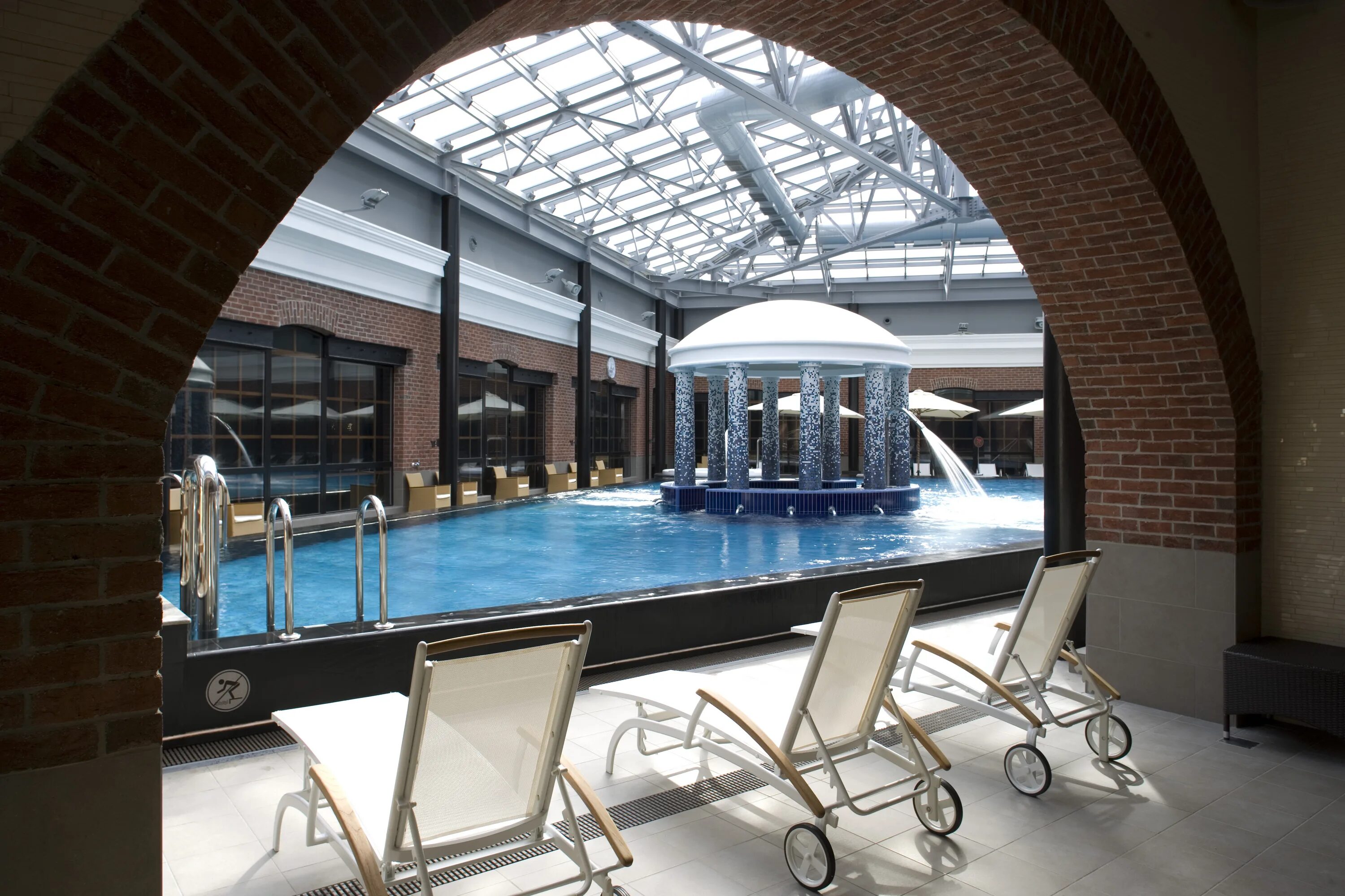 Спа дворец. Отель solo sokos palace bridge. palace bridge wellness club, санкт-петербург. соло сокос отель санкт-петербург спа. соло сокос палас бридж.