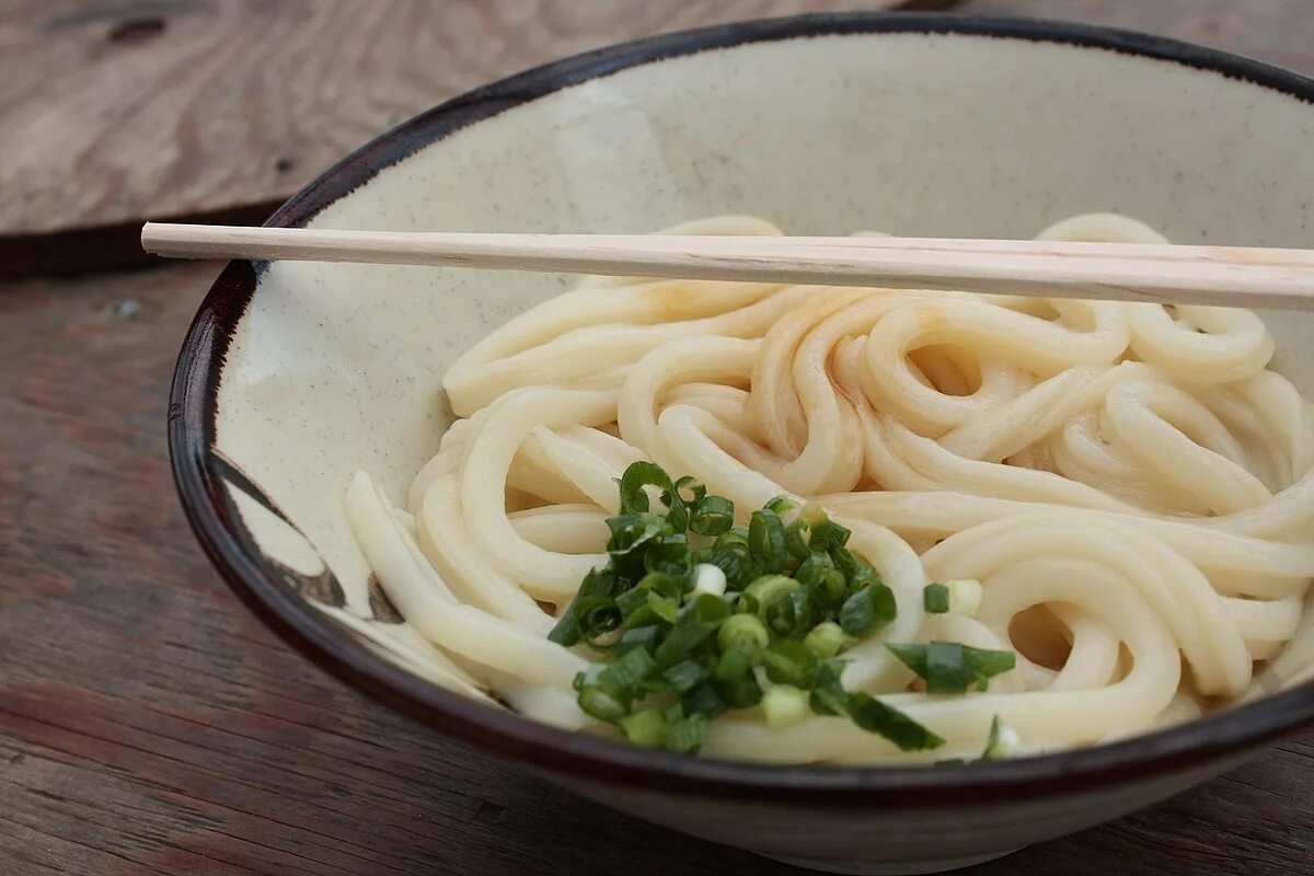 Как готовится удон. Sanuki udon. лапша удон в японии. удон рамен.