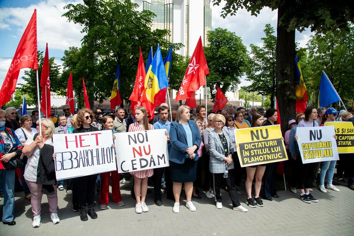 Новости молдовы md. Протесты в Молдове 2022. В Молдавии протесты президента 2022. Протесты в Молдове против Санду. Молдавия митинг социалистов.