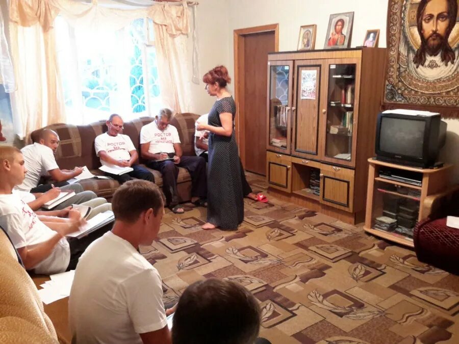 Наркологический центр ростов. Ребцентр клиники спасение. Православный психолог. Ростов без наркотиков семинария. Реабилитация наркозависимых смоленск.