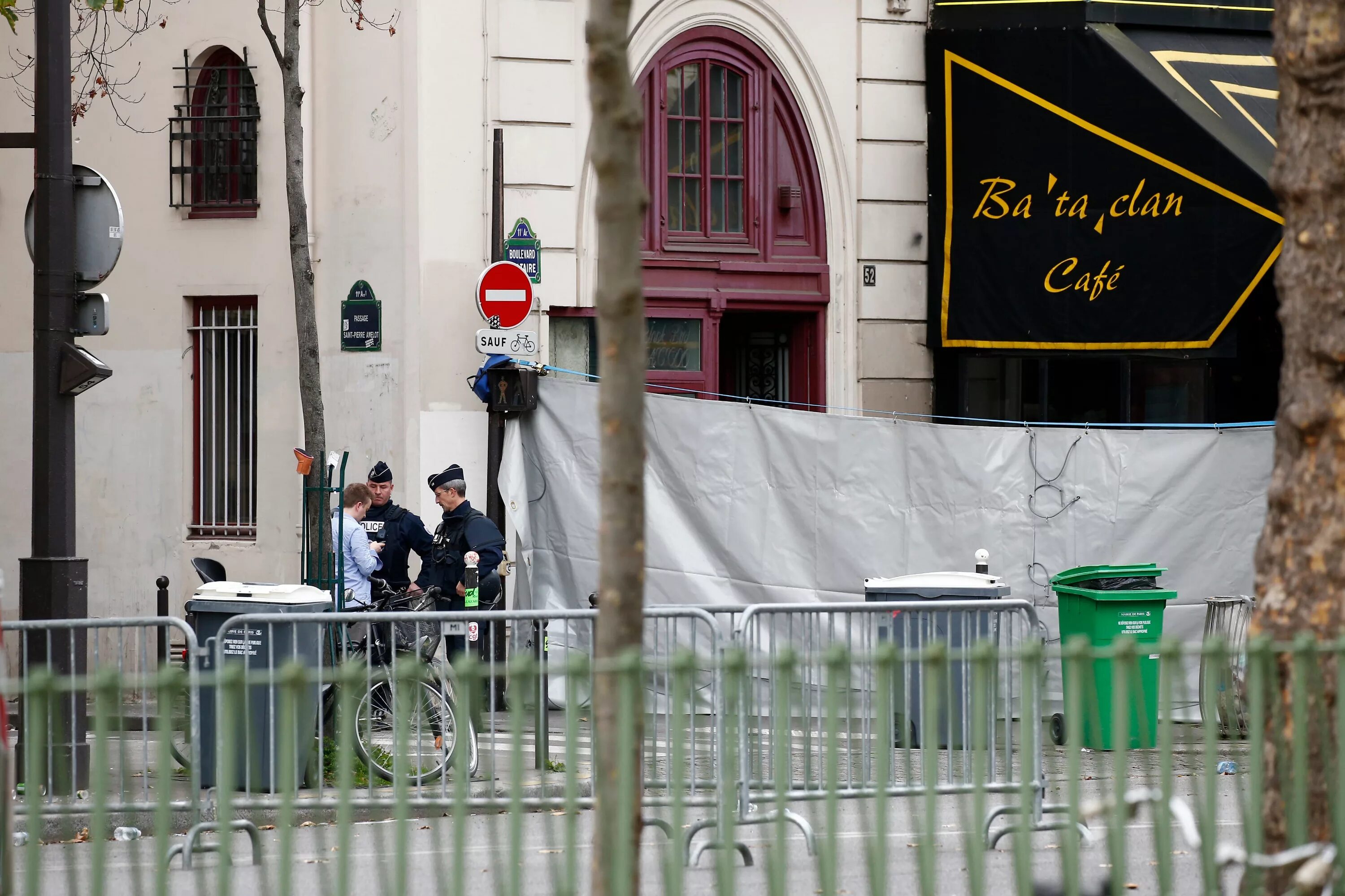Батаклан. Театр Батаклан в Париже 2015. 13 Ноября 2015 Франция теракт Bataclan.