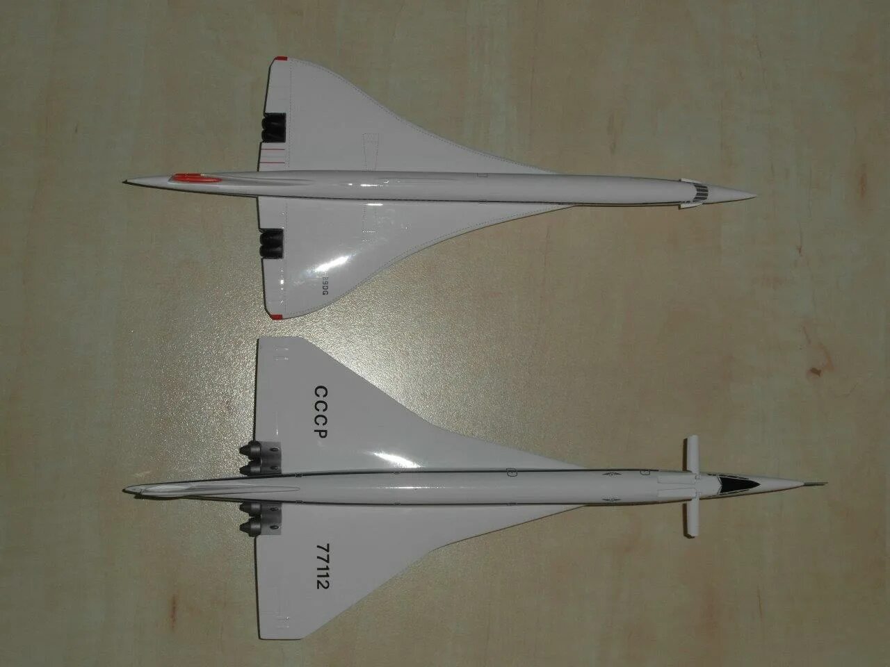 Ту 144 Herpa 1/200. Concorde ту 144. Ту-160 1:200 Herpa.