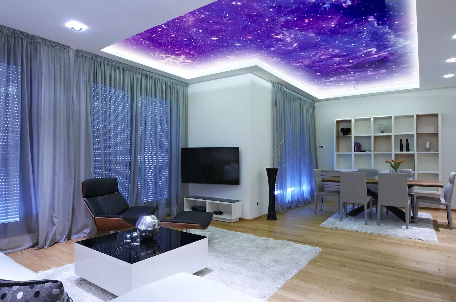 Stretch ceiling. Натяжной потолок звездное небо. Красивые натяжные потолки. Красивый натяжной потолок с подсветкой. Парящий потолок с подсветкой.