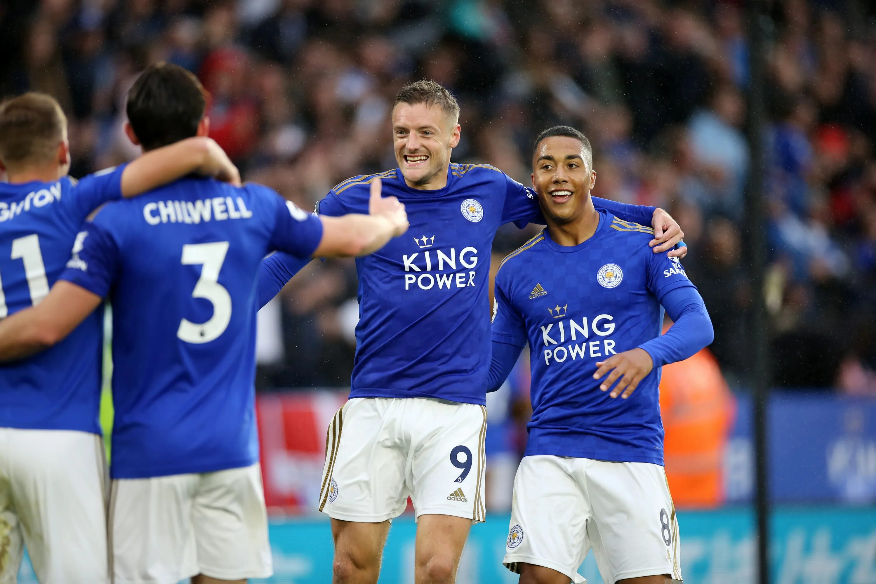 Лестер футболисты. Лестер фото футбол. Leicester city wallpaper. Лестер футболисты. Лестер футболисты.