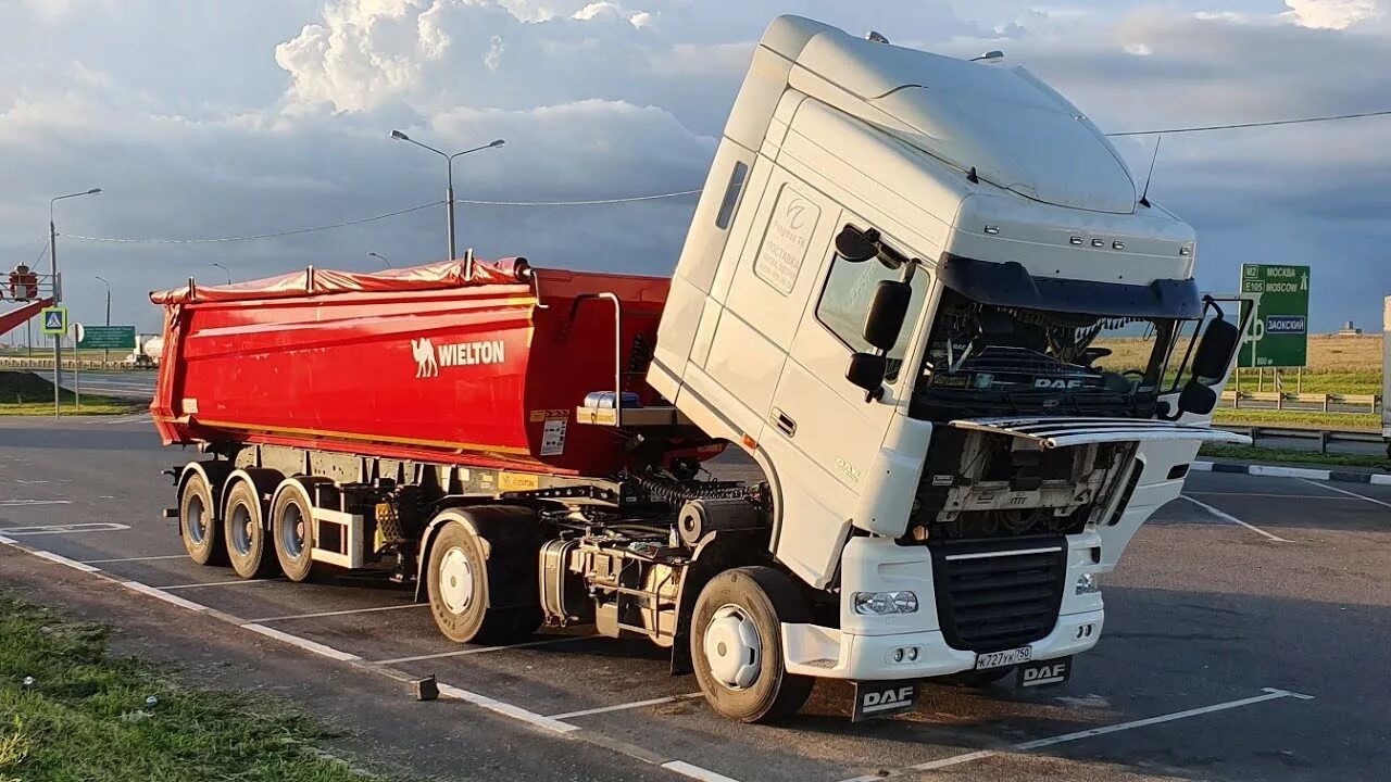 Большегруз 40 груз. Даф 105 большегруз 40 рус. DAF XF 105 Тонар. DAF большегруз 40. Volvo большегруз 40.