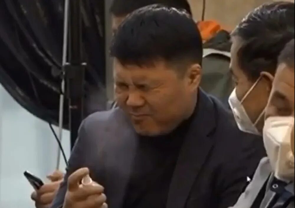 Тазабек икрамов жогорку кенеш. Тазабек икрамов автобиография. Икрамов нұрдаулет. Тазабек икрамов. Шерход икрамов.