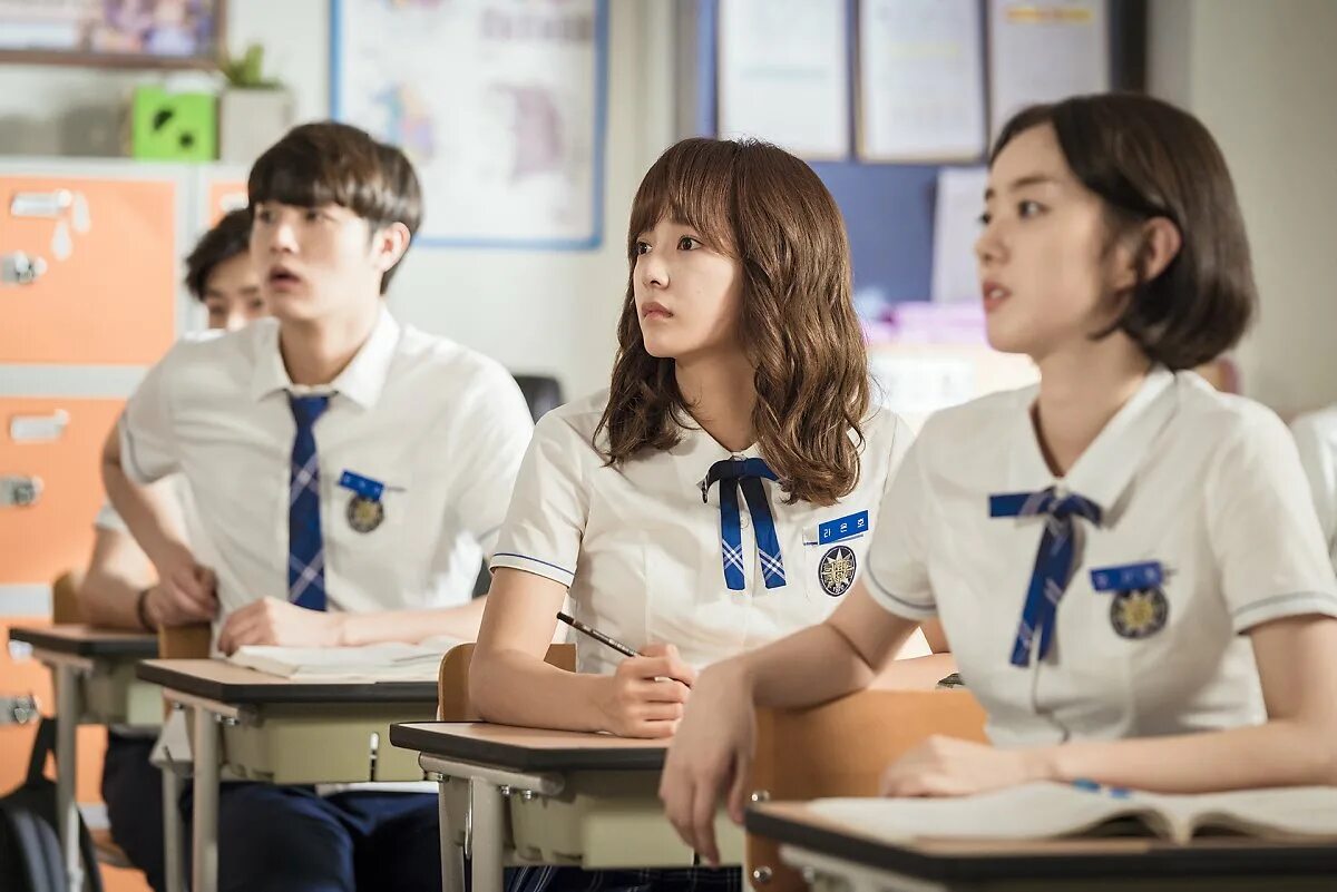 Драма корея школьная любовь. У до хван великий соблазнитель. Квон си хьюн великий соблазнитель. Великий соблазнитель дорама. Школа 2017 сериал.