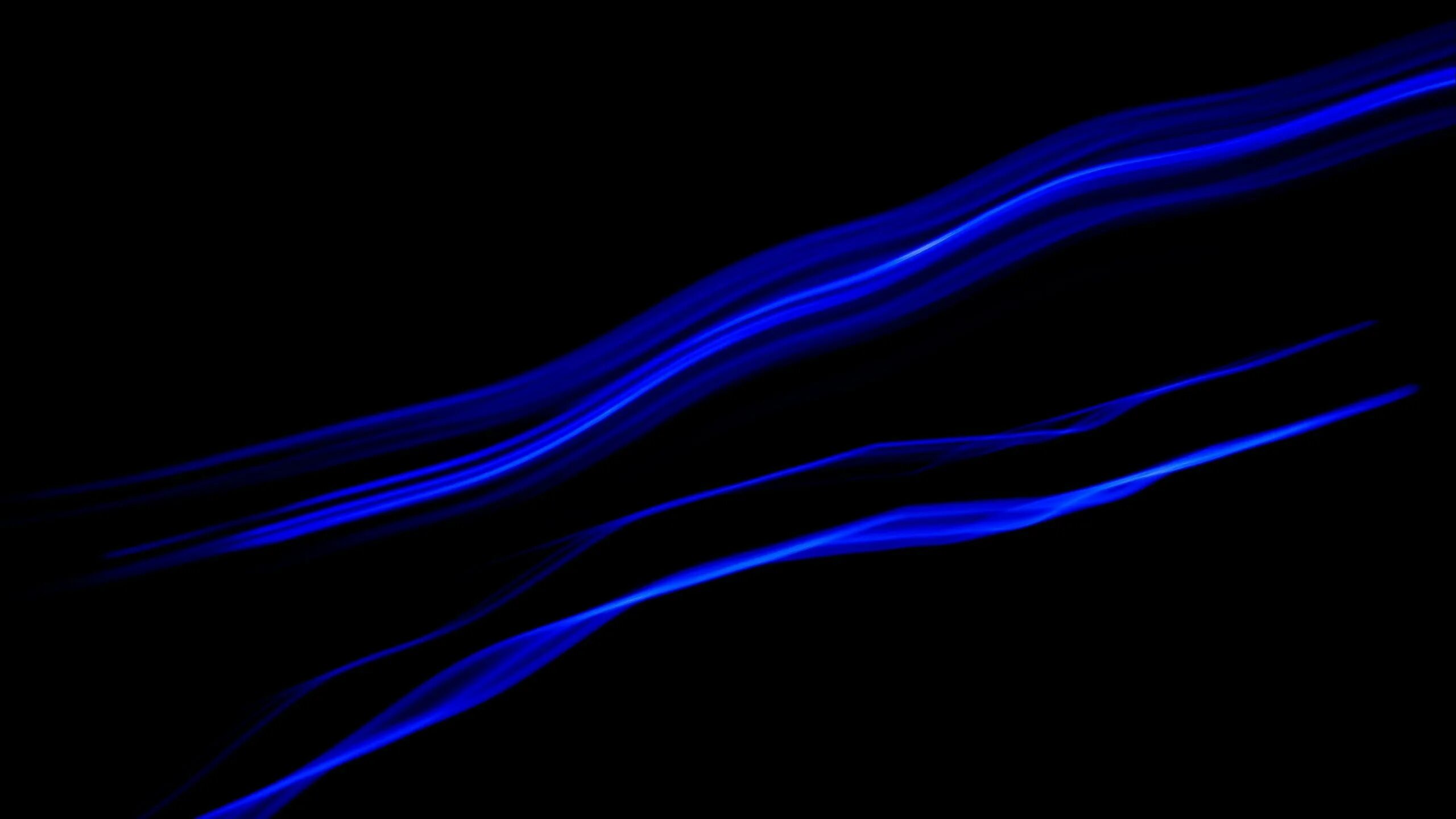 Синяя линия синих линий 5 0. Неоновые полосы. Сине черная абстракция. Светящиеся линии. Черно синий фон.