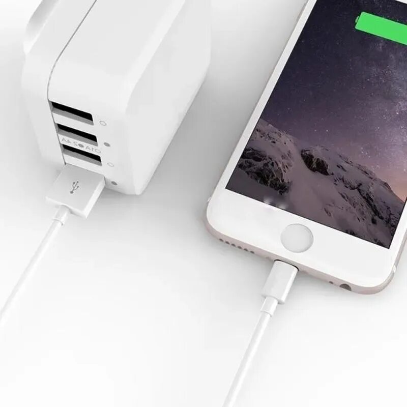 Быстрая зарядка на айфон. Apple lightning charger. iphone charger 5.11. быстрая зарядка iphone xs max. iphone 11 charging cable.