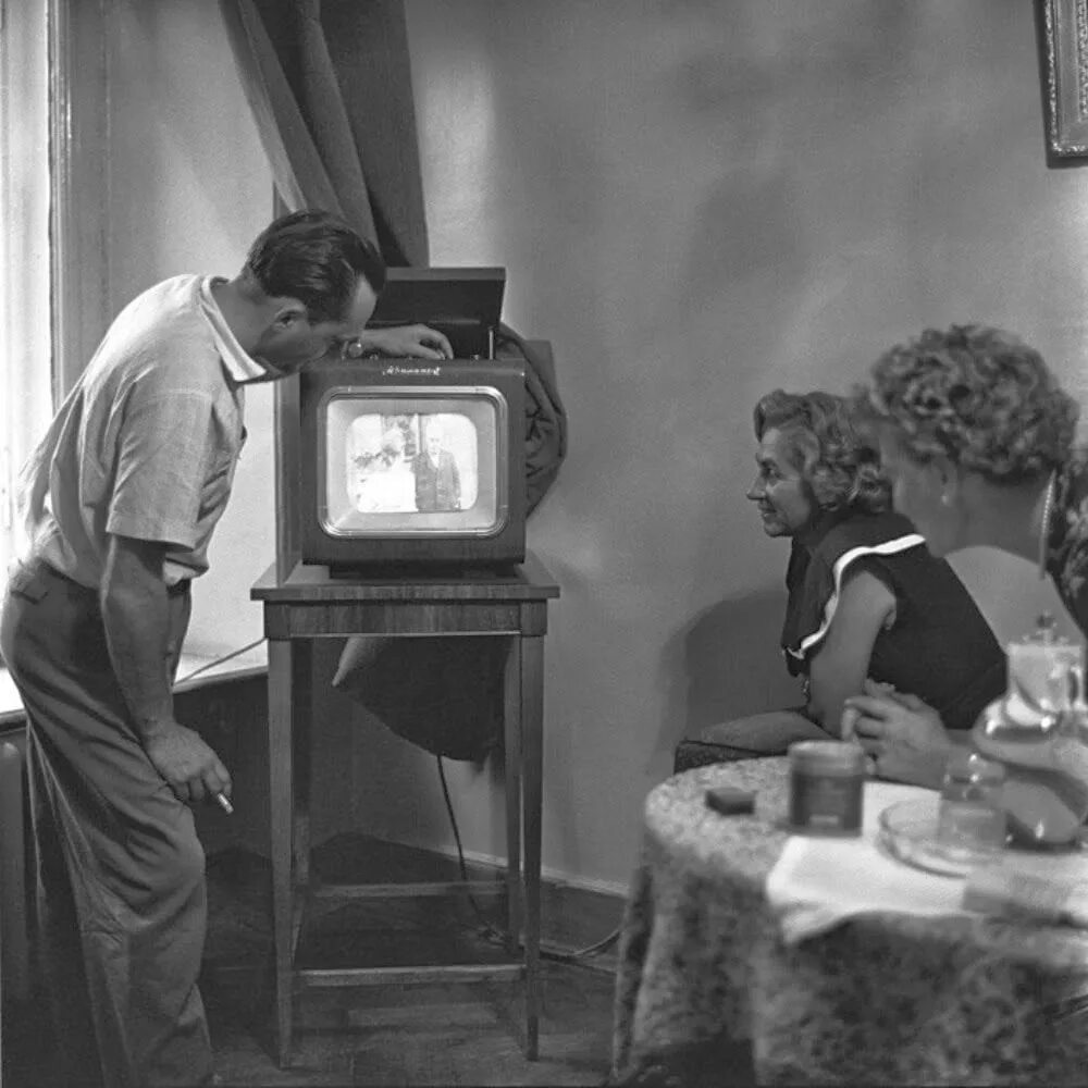 Интерьер советской квартиры. Советский быт. Быт 30-х годов. Быт вспоминать. Музей советского быта екатеринбург фото.