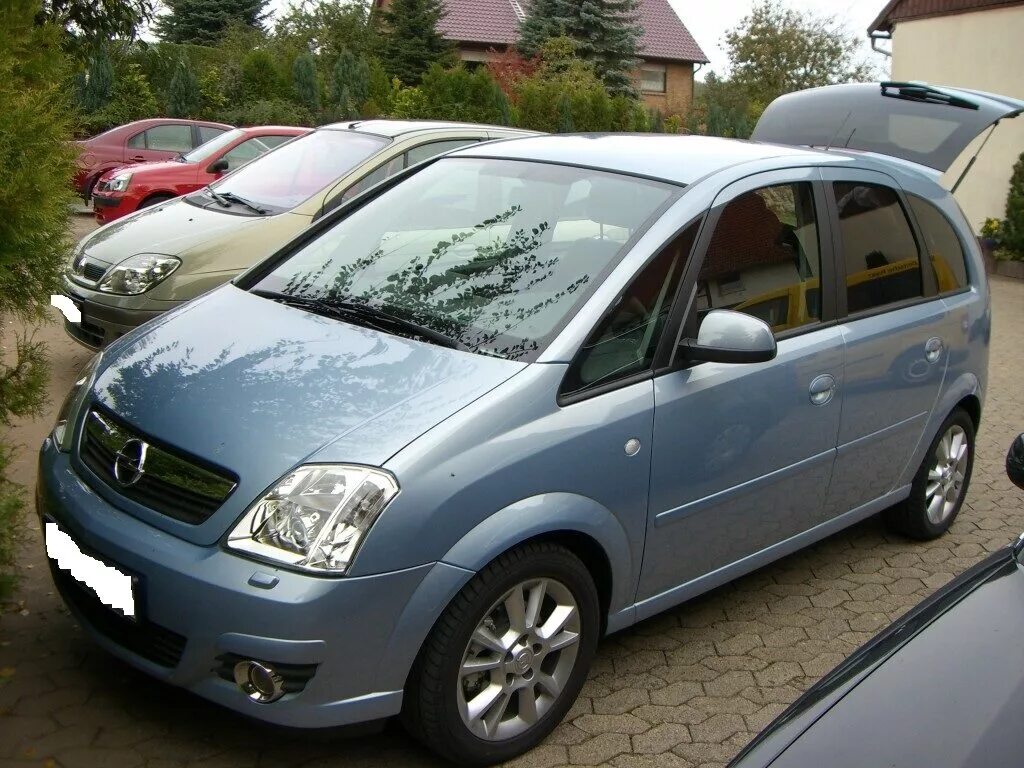 Коды опель мерива б. Опель Мерива 2007 1.6 механика. Опель Мерива 2006. Opel Meriva 2006. Опель Мерива 2006 года Рестайлинг.