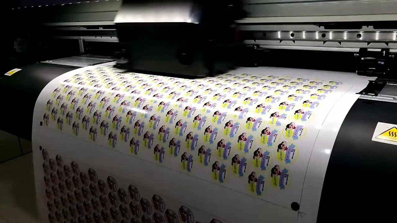 Print roll. Mimaki 1.8 eco solvent. eco solvent mimaki j150-160. mimaki roll stopper. демпфер на мимаки.