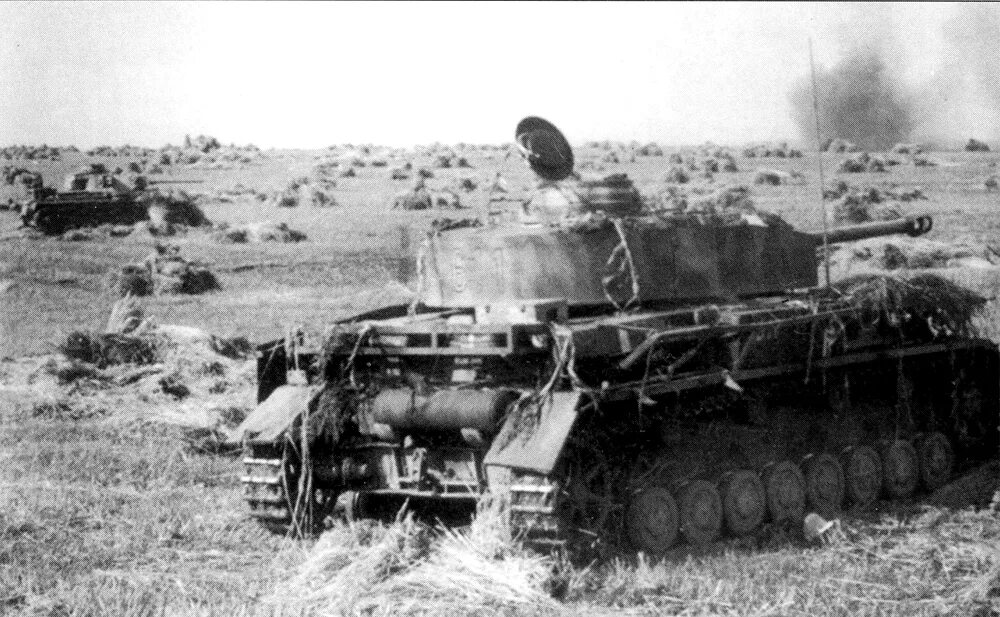 танк т34 прохоровка. курская битва танковое сражение. прохоровка монумент курская дуга. курская битва прохоровка. ).