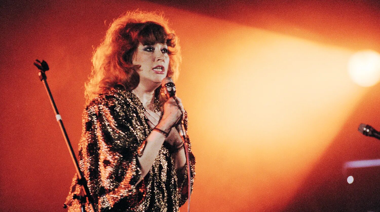 певицы пугачева 80. сборники песен 70-80 годов. певицы пугачева 80. алла пугачёва 2005. пугачева 1975.