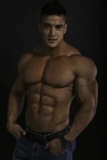 Bare men