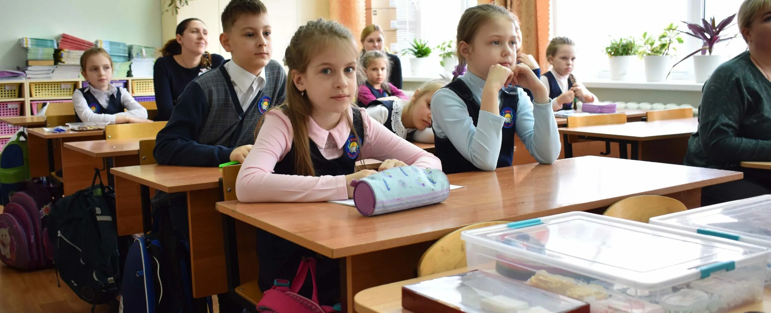 школа лицей города троицка. лицей г троицка москва. в школу лицей номер два город белогорск. минская 47 казань 183 гимназия. школа лицей 2 троицк москва.