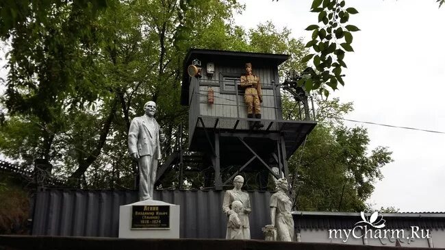 Партизанск люди. Памятник Лазо в Партизанске. Памятник с.Лазо Партизанск Приморский край. Музей Партизанск. Городской парк культуры Партизанск.