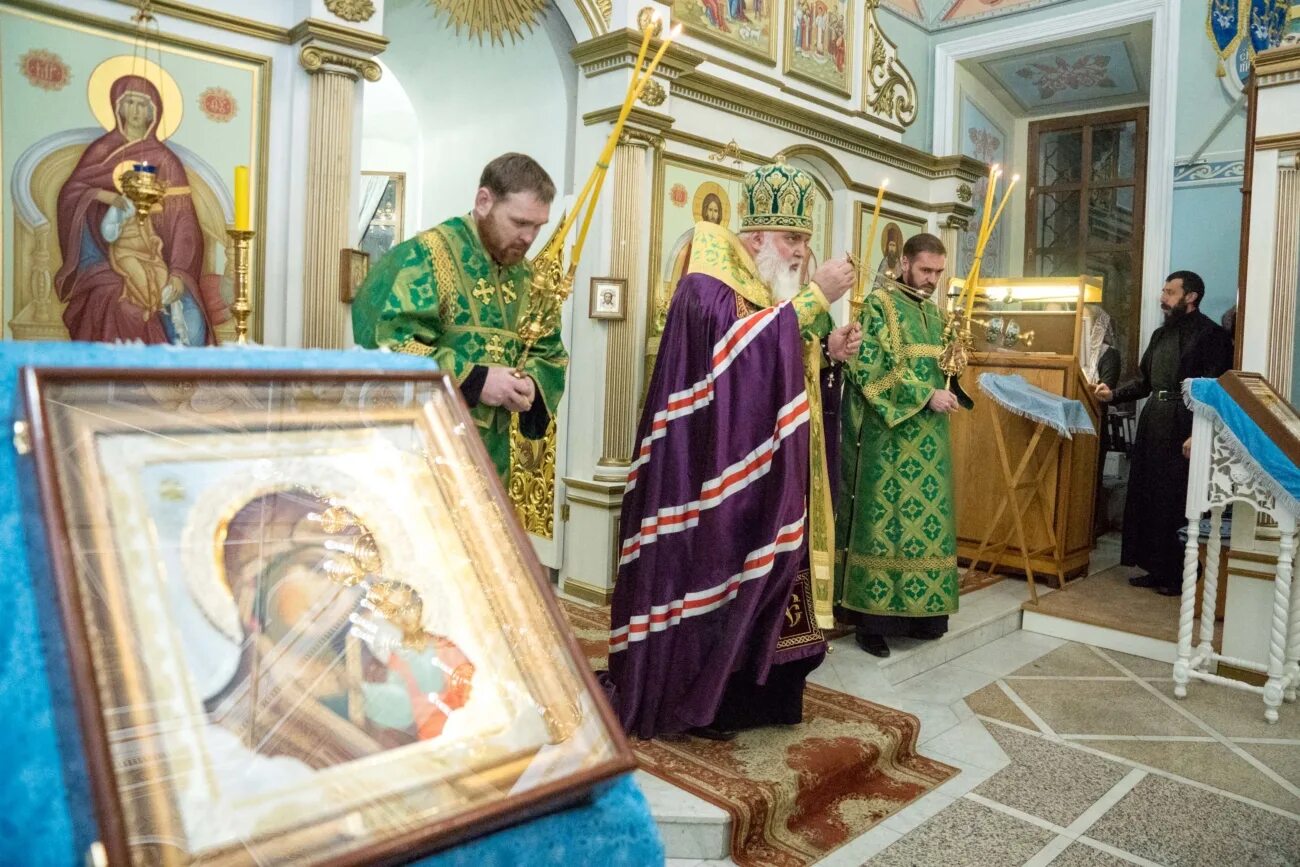 богослужение в храме ксении петербургской сарапул. покровский кафедральный собор сарапул. храм ксении петербургской нижегородская епархия. епископ сарапульский павел. уржум диакон илья фролов.