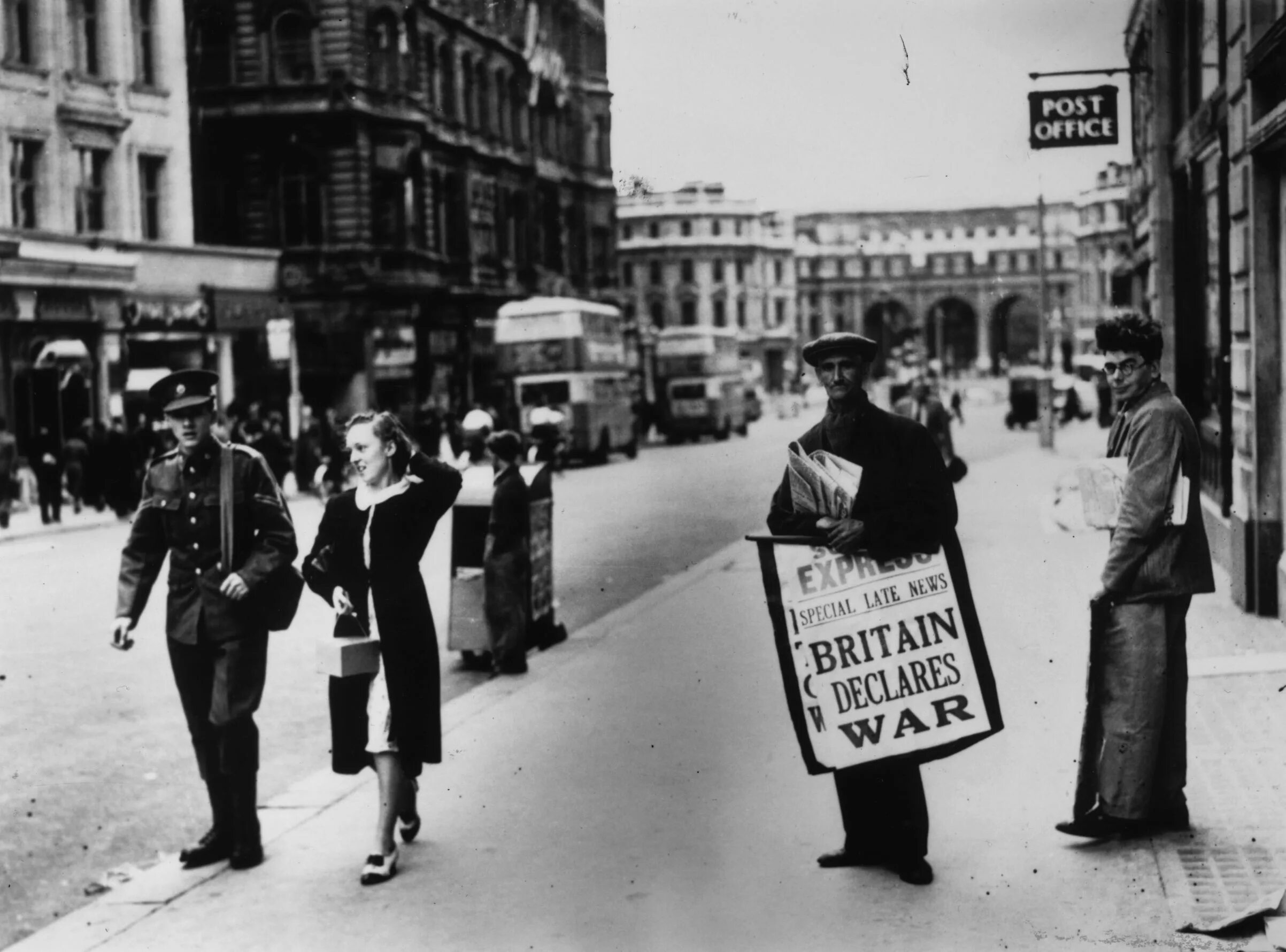 Англия 1939 год. Германия 1939 год. 1939 Британия. Великобритания во второй мировой войне. Объявляя войну человеку