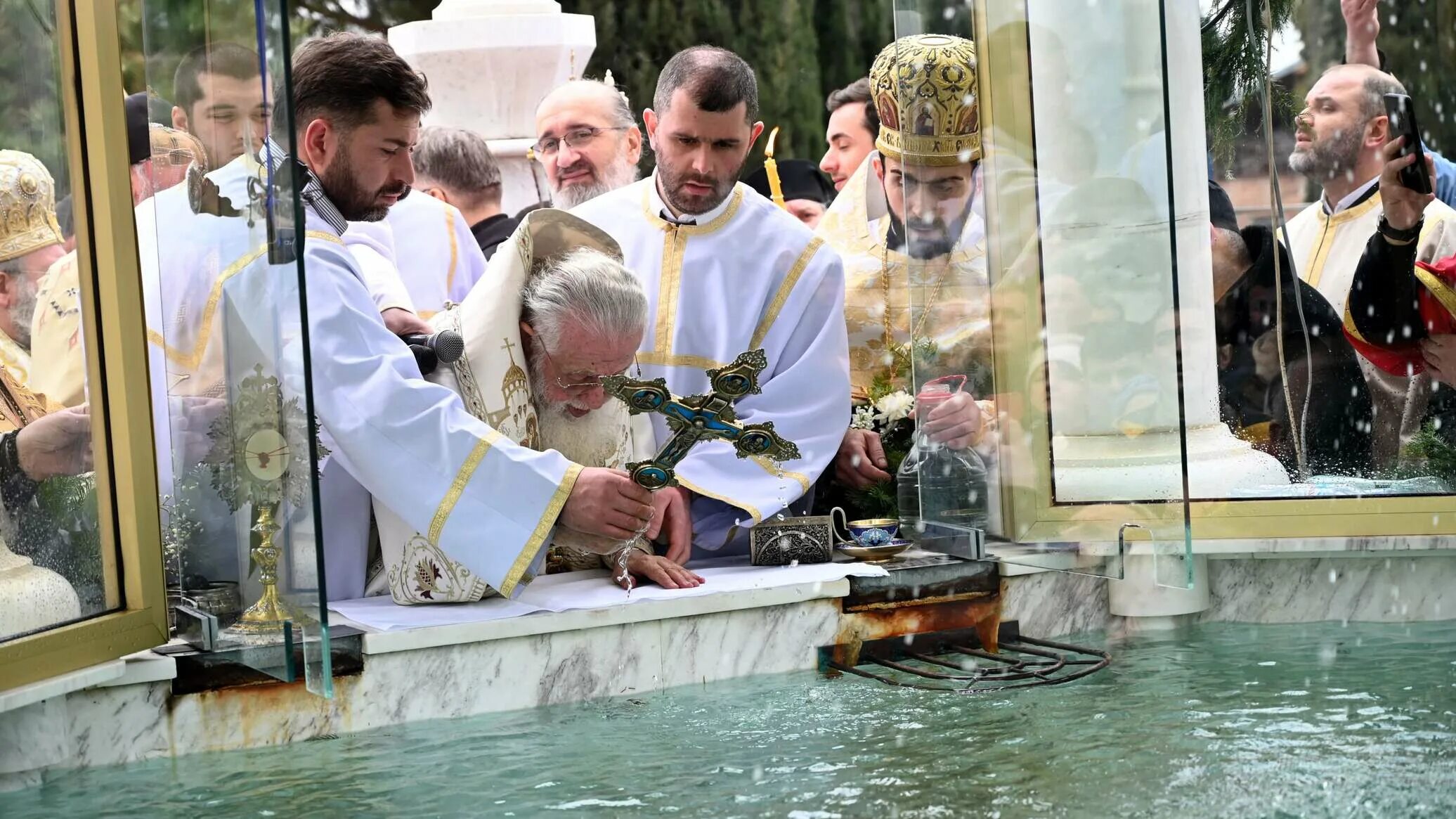 30 апреля 2024 церковный праздник. О крещении. Праздники в Грузии крестины. С праздником крещения.