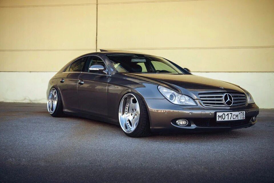 Mercedes cls c219. Mercedes cls w219. mercedes cls 219. w219 stance. mercedes cls c219 stance.