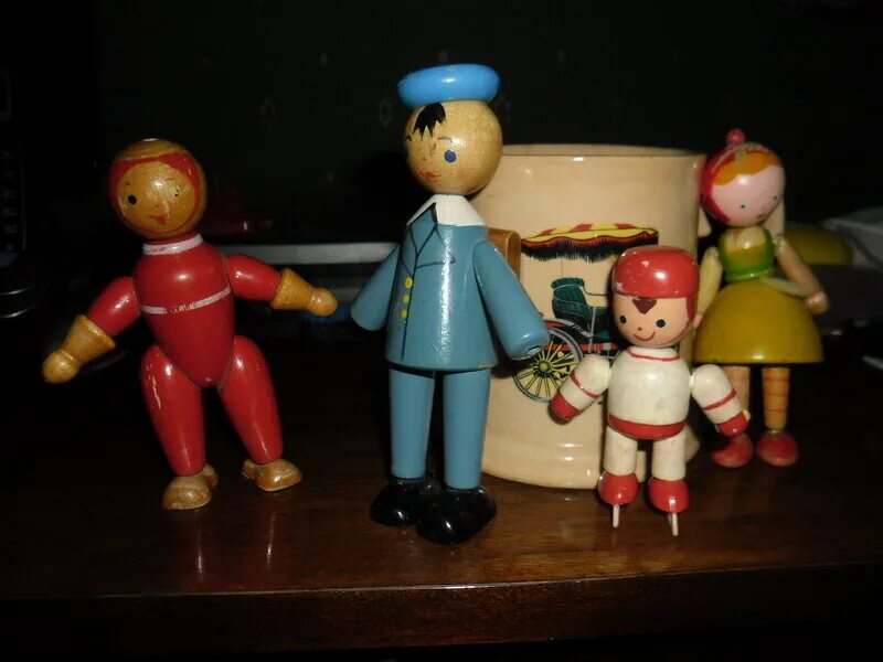 Старые деревянные игрушки. Игрушки в 70-е годы. Советские игрушки. Детские игрушки пирамидка. Советские игрушки из дерева.